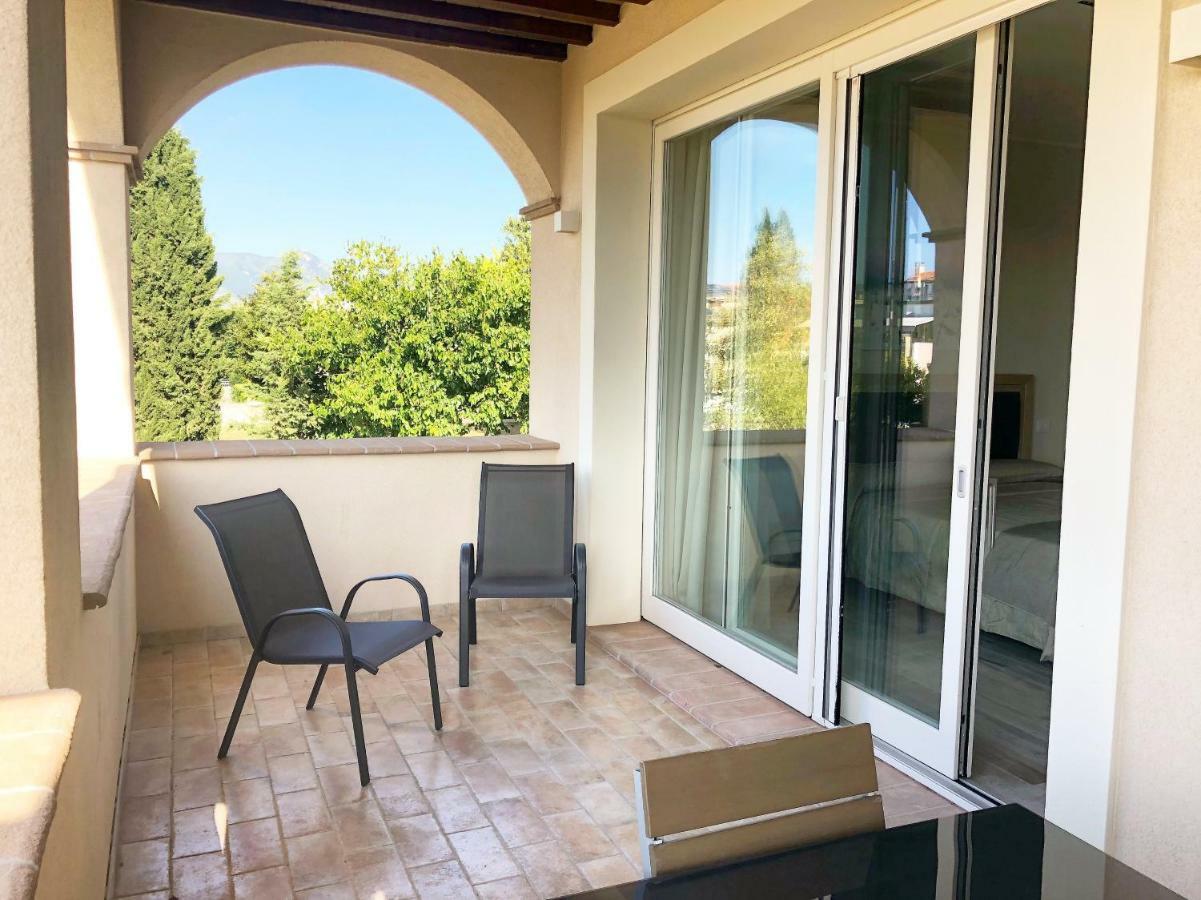 פוליניו Villa Pirignano מראה חיצוני תמונה